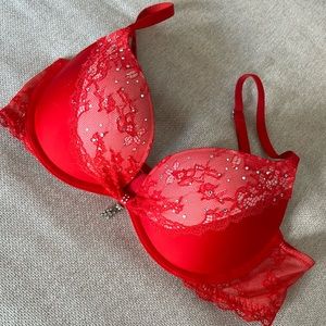 Red rhinestone lace Victoria Secret bra 34B